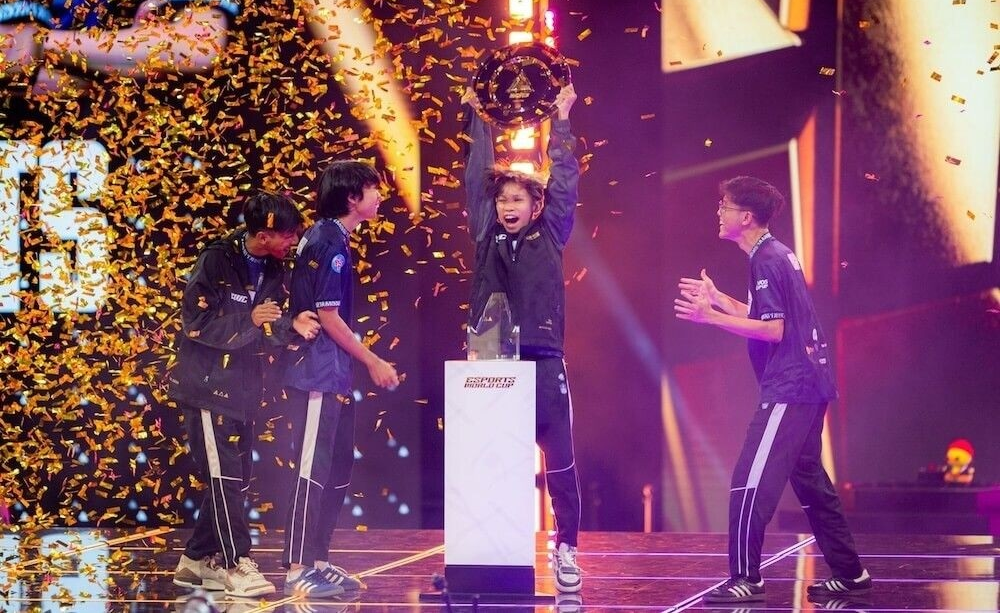 EVOS Esports Juara Dunia Free Fire 2025! Comeback Epik di Game Ke-10