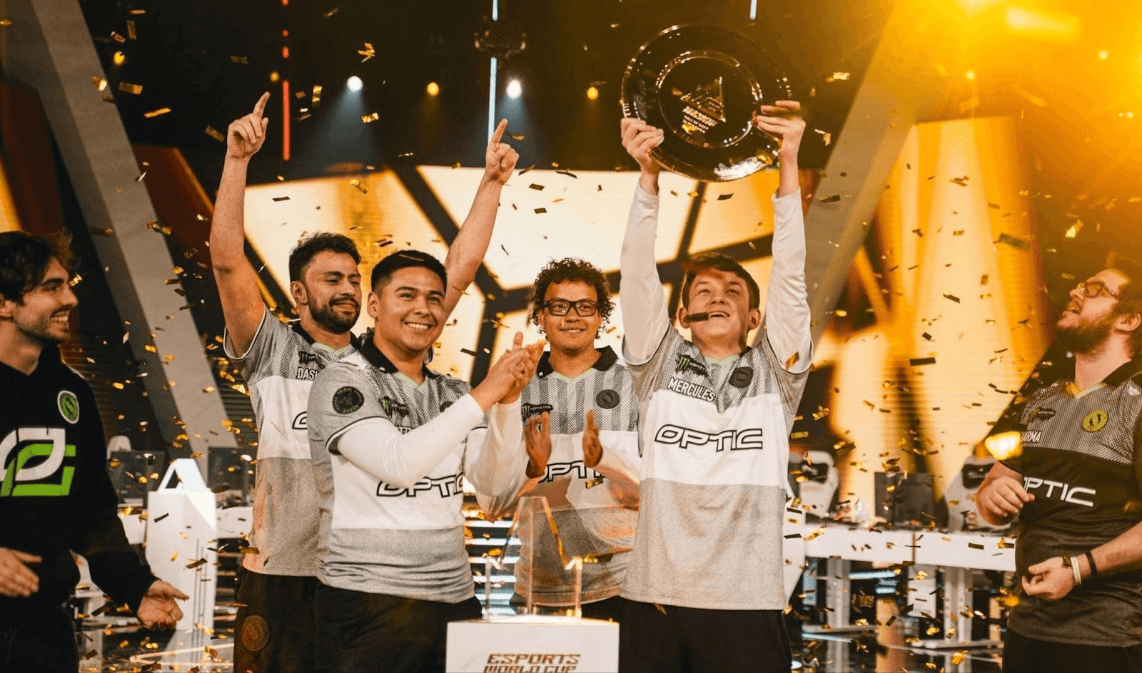 EWC 2025 Week 3 Champions Recap: Drama, Comeback, dan Dominasi
